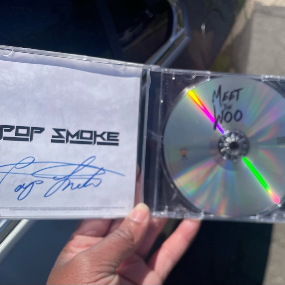 Pop smoke meet the woo signed album!
